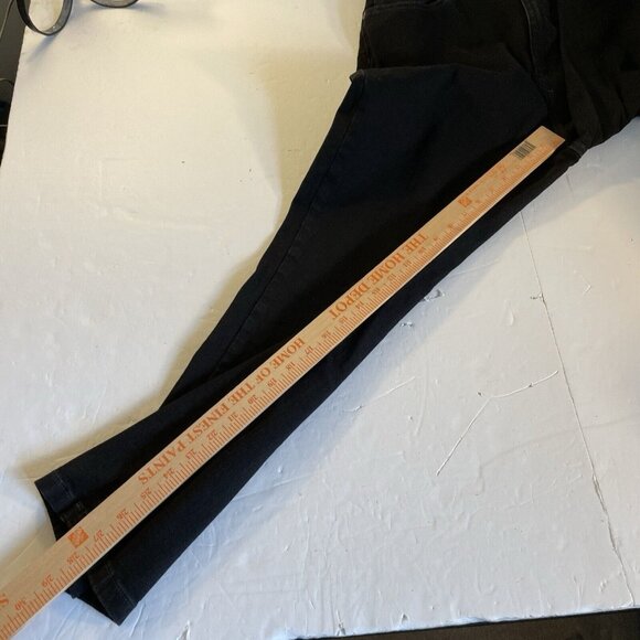 L.L. Bean True Shape Jeans Womens Size 16p Black Straight Leg Classic High Rise - Picture 9 of 9